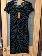 Lavish Alice Green/Black